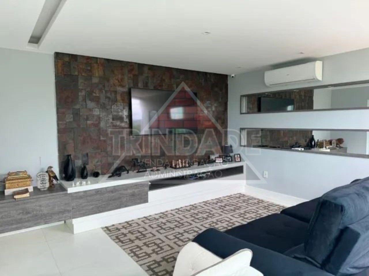 Casa à venda com 3 quartos, 220m² - Foto 11