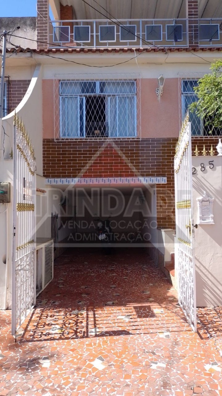 Casa à venda com 2 quartos, 269m² - Foto 2