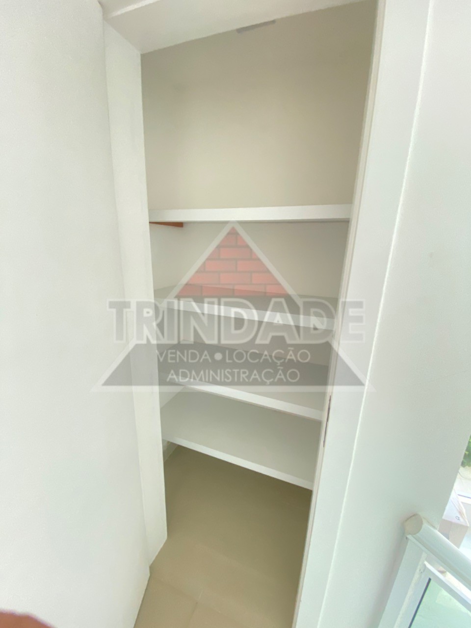 Casa à venda e aluguel com 5 quartos, 600m² - Foto 16