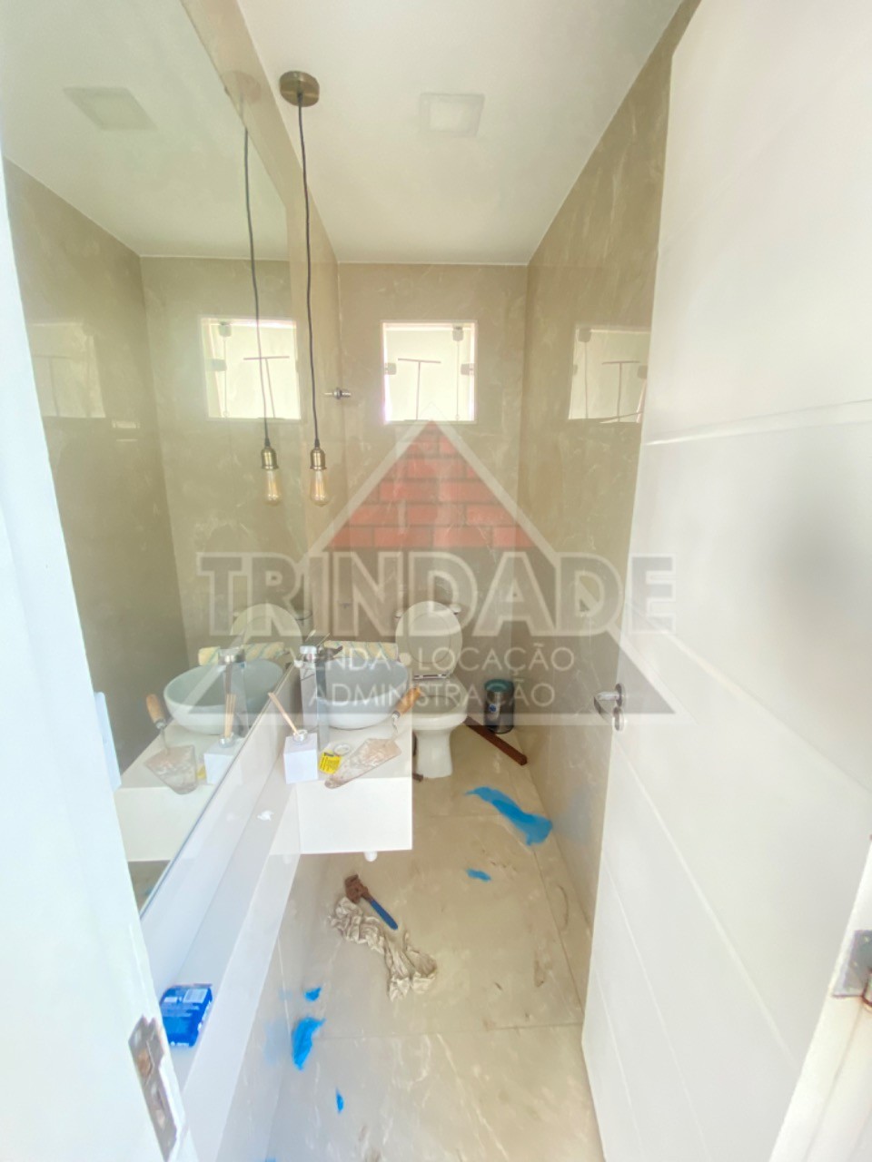 Casa à venda e aluguel com 5 quartos, 600m² - Foto 9