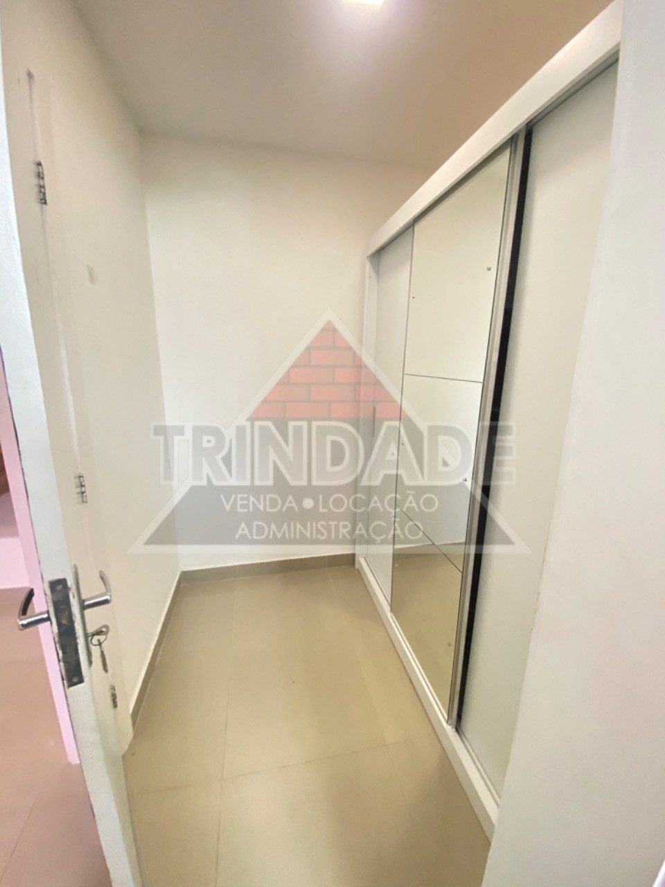 Casa à venda e aluguel com 5 quartos, 600m² - Foto 36