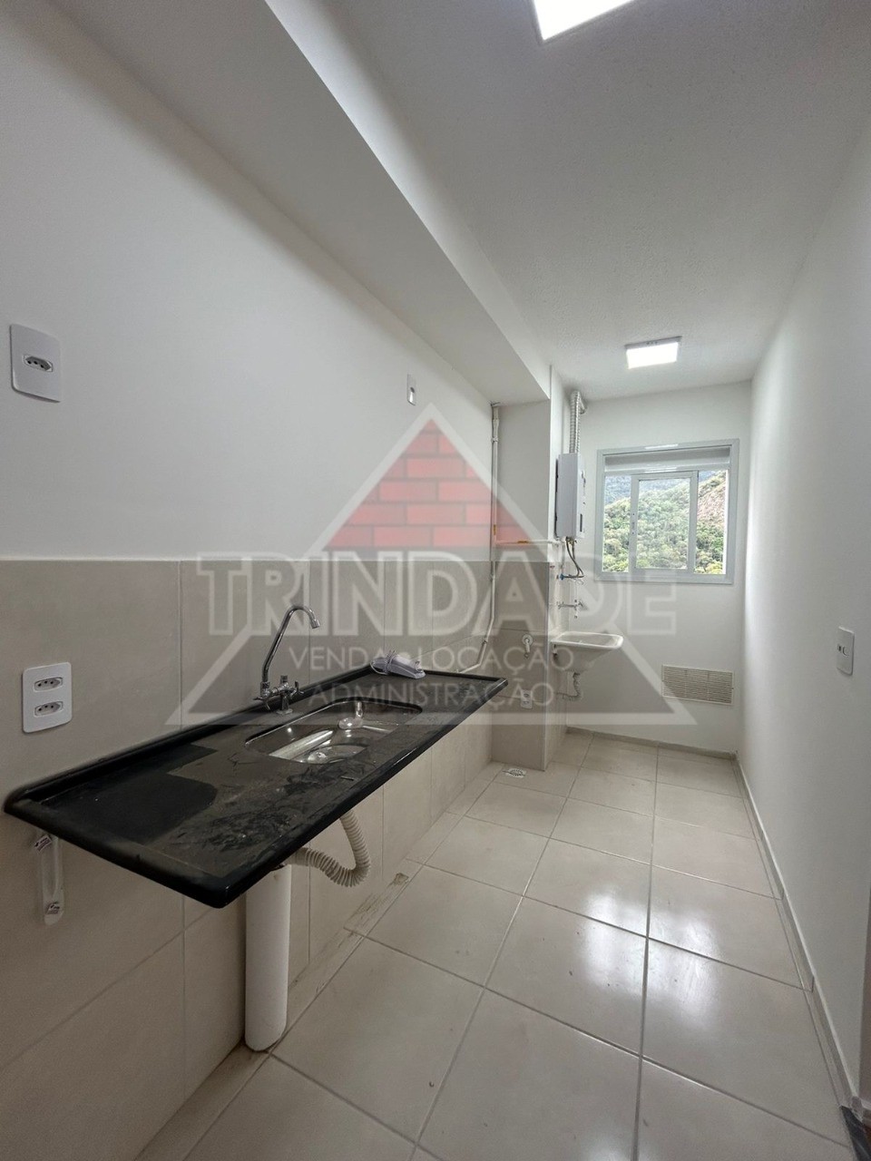 Apartamento para alugar com 2 quartos, 38m² - Foto 3