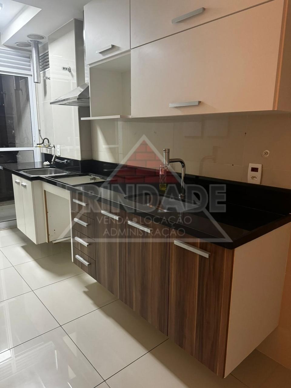 Apartamento à venda com 2 quartos, 69m² - Foto 6