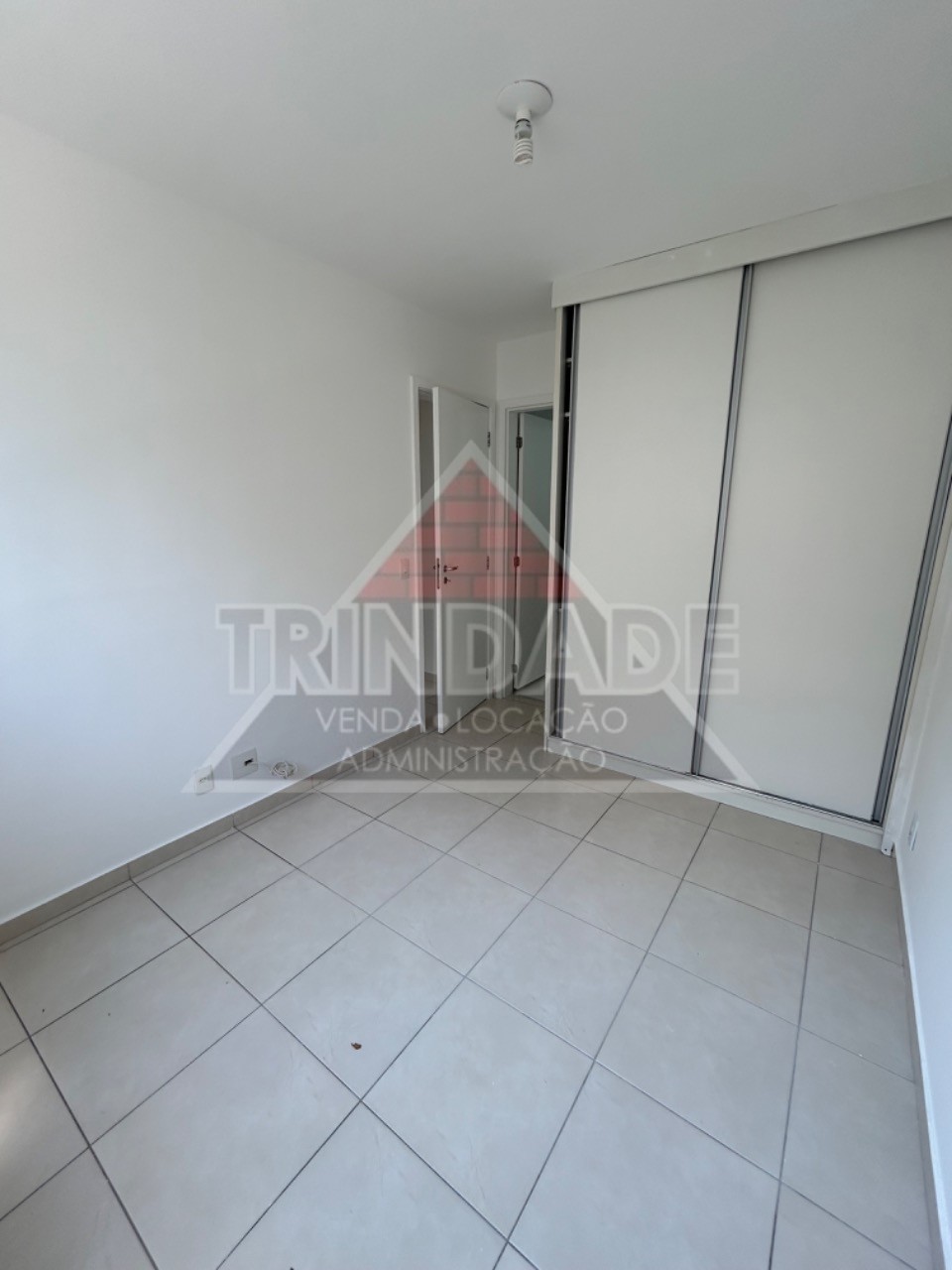 Apartamento à venda com 2 quartos, 62m² - Foto 7