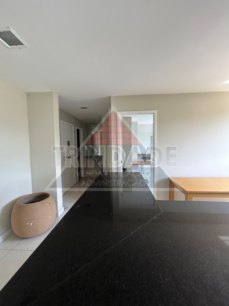 Apartamento à venda com 2 quartos, 62m² - Foto 13