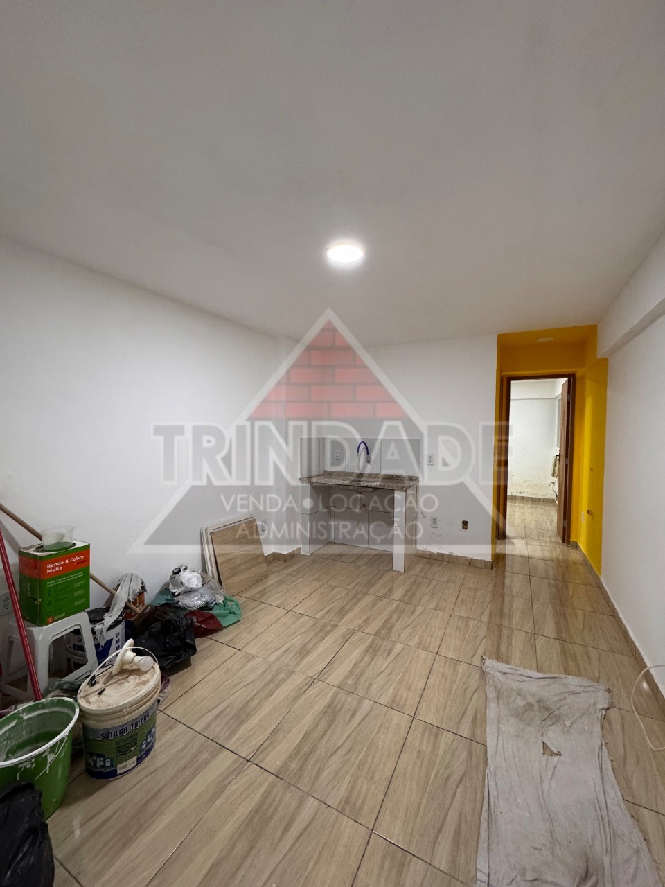 Apartamento à venda com 1 quarto, 30m² - Foto 2