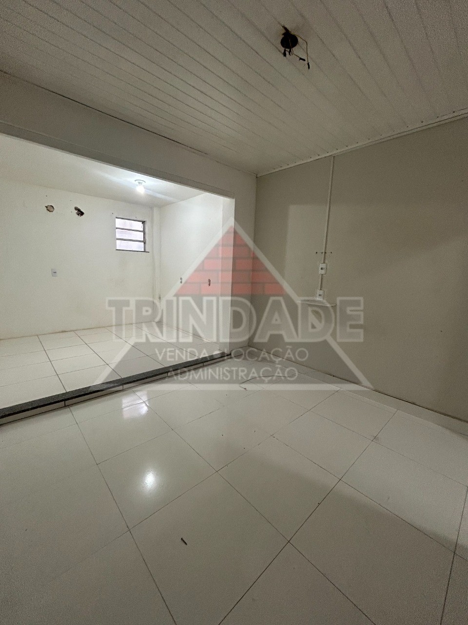 Casa para alugar com 3 quartos, 120m² - Foto 2