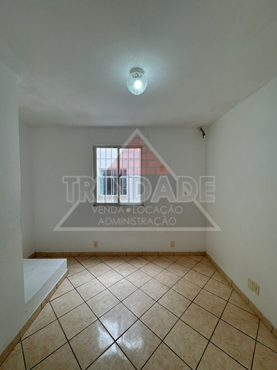 Casa à venda com 2 quartos, 240m² - Foto 15