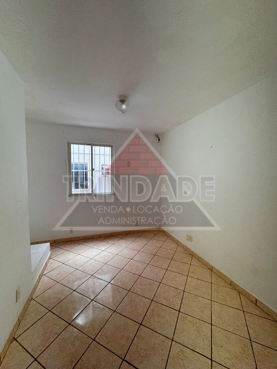 Casa à venda com 2 quartos, 240m² - Foto 14