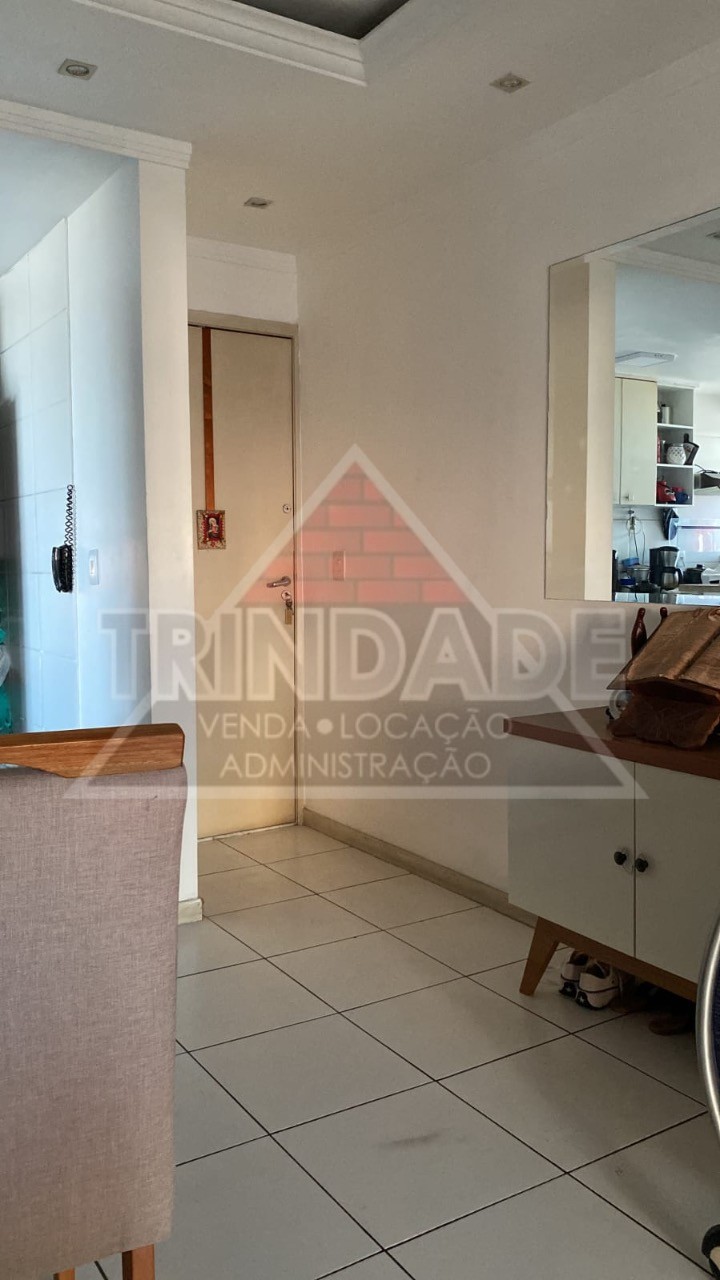 Apartamento à venda com 3 quartos, 75m² - Foto 7