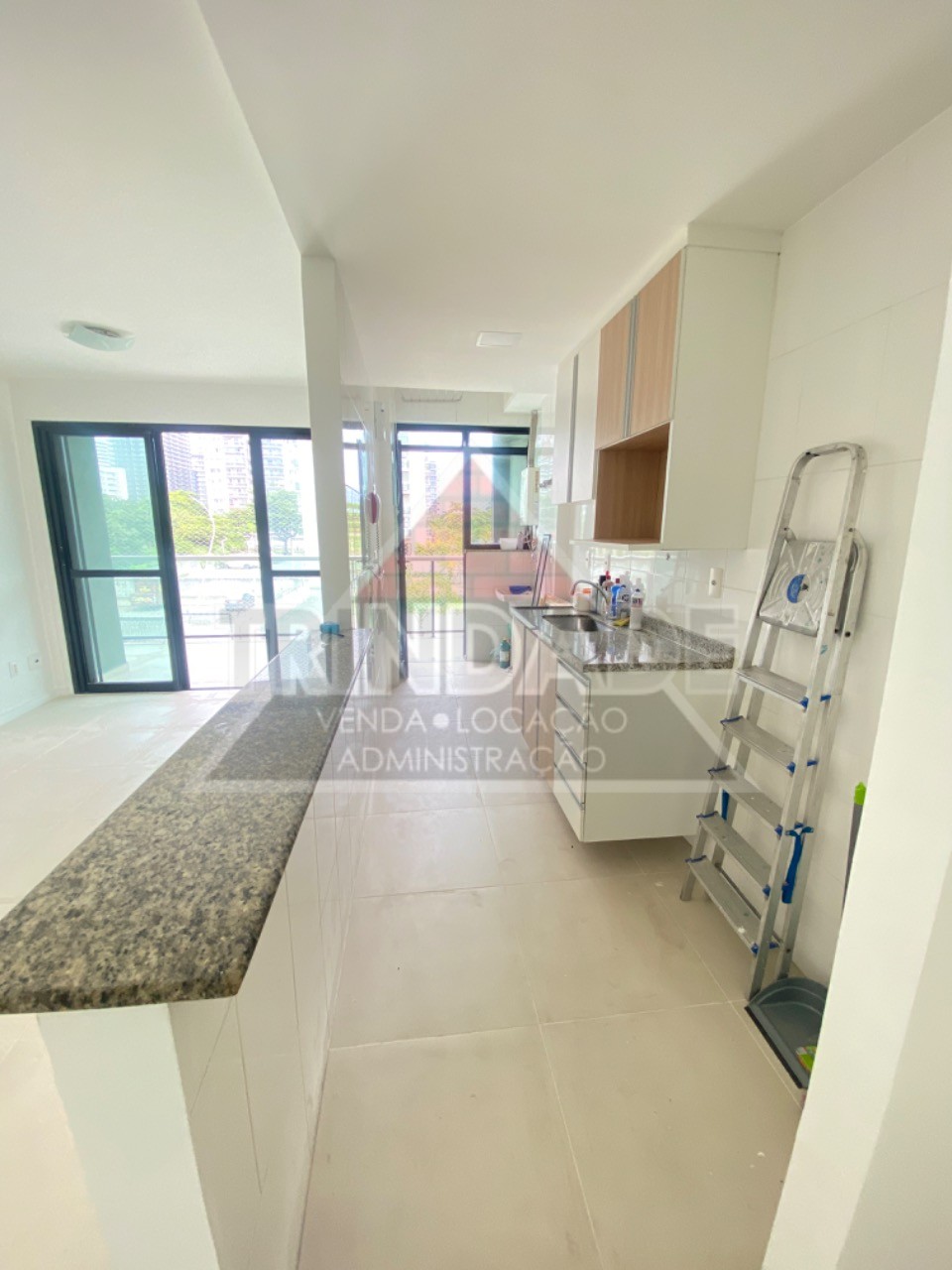 Apartamento para alugar com 3 quartos, 87m² - Foto 4