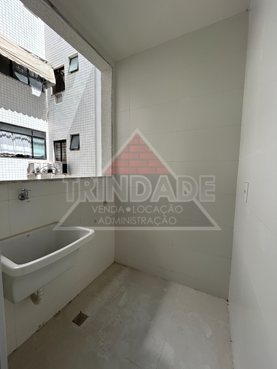 Apartamento à venda com 3 quartos, 76m² - Foto 12