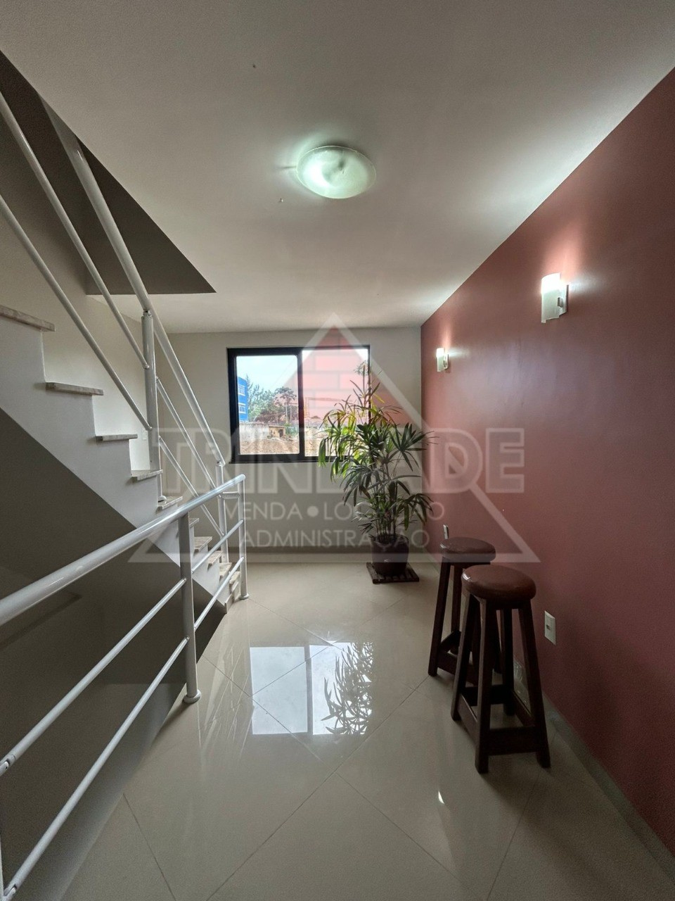 Casa à venda e aluguel com 3 quartos, 216m² - Foto 15