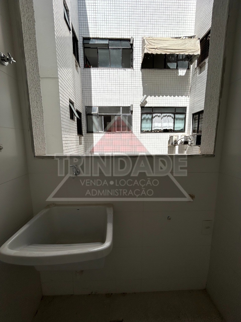 Apartamento à venda com 3 quartos, 76m² - Foto 19