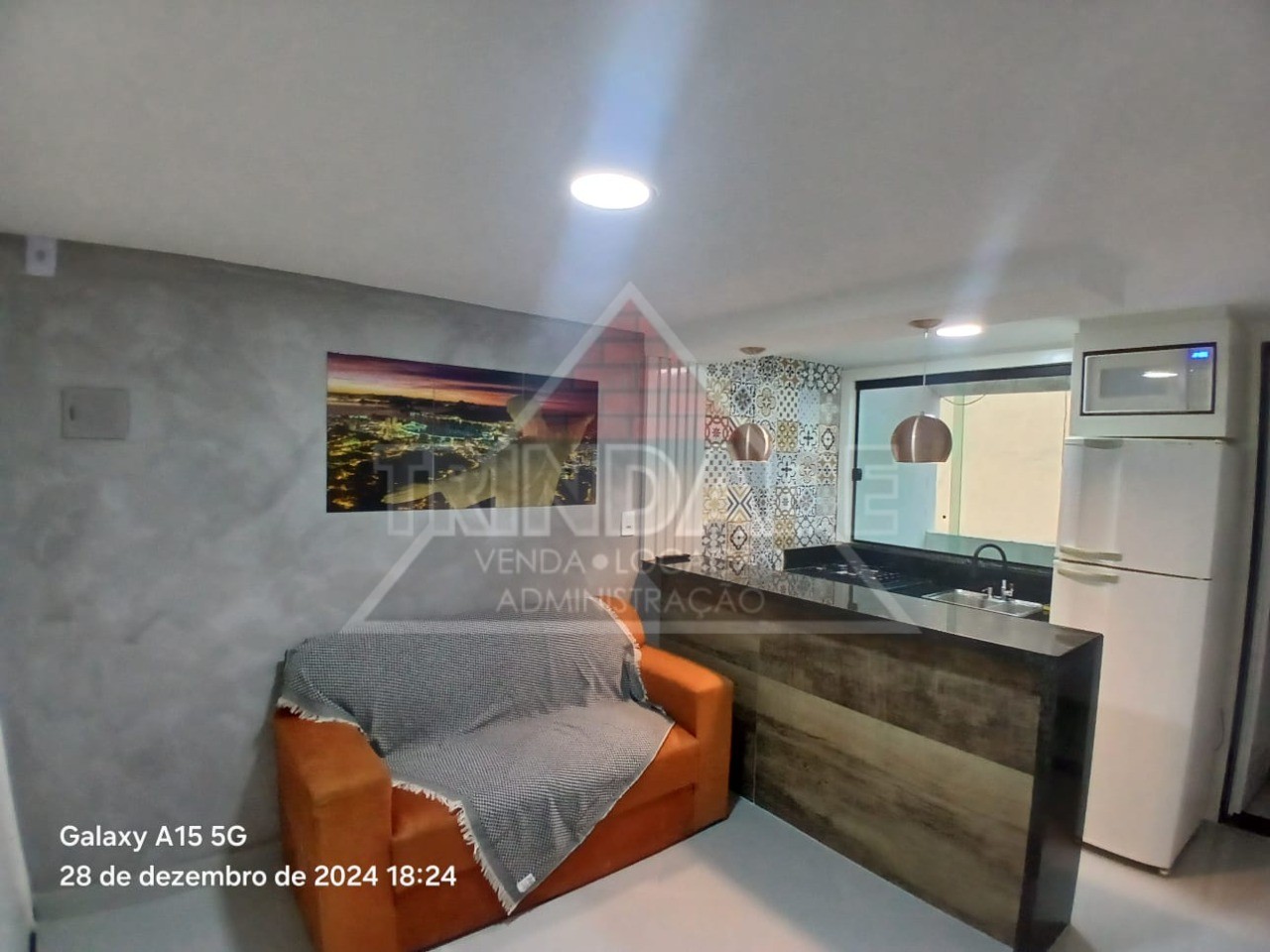 Apartamento à venda com 1 quarto, 30m² - Foto 1