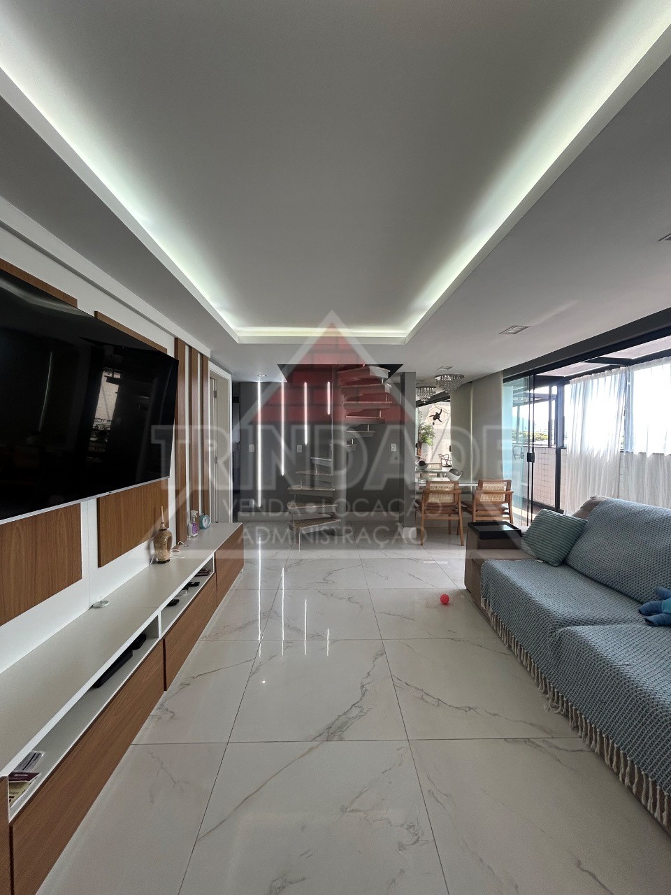 Apartamento, 3 quartos, 230 m² - Foto 1