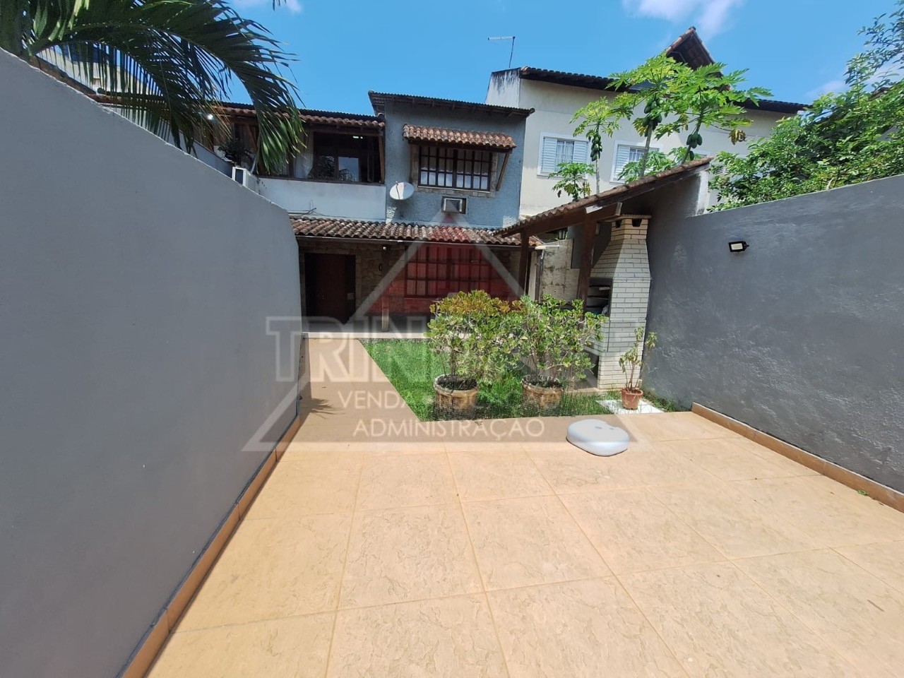 Foto do imóvel - Prédio Inteiro à venda com 4 quartos, 180 m² em Vargem Grande, Rio de Janeiro