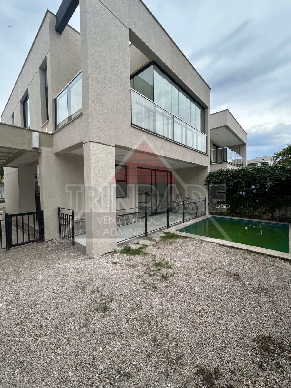 Casa, 3 quartos, 244 m² - Foto 1