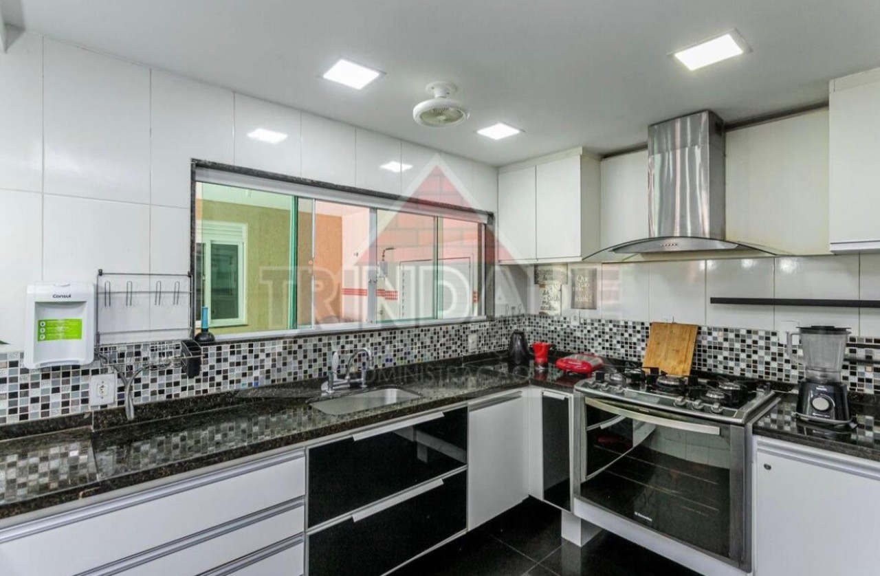 Casa, 4 quartos, 288 m² - Foto 38