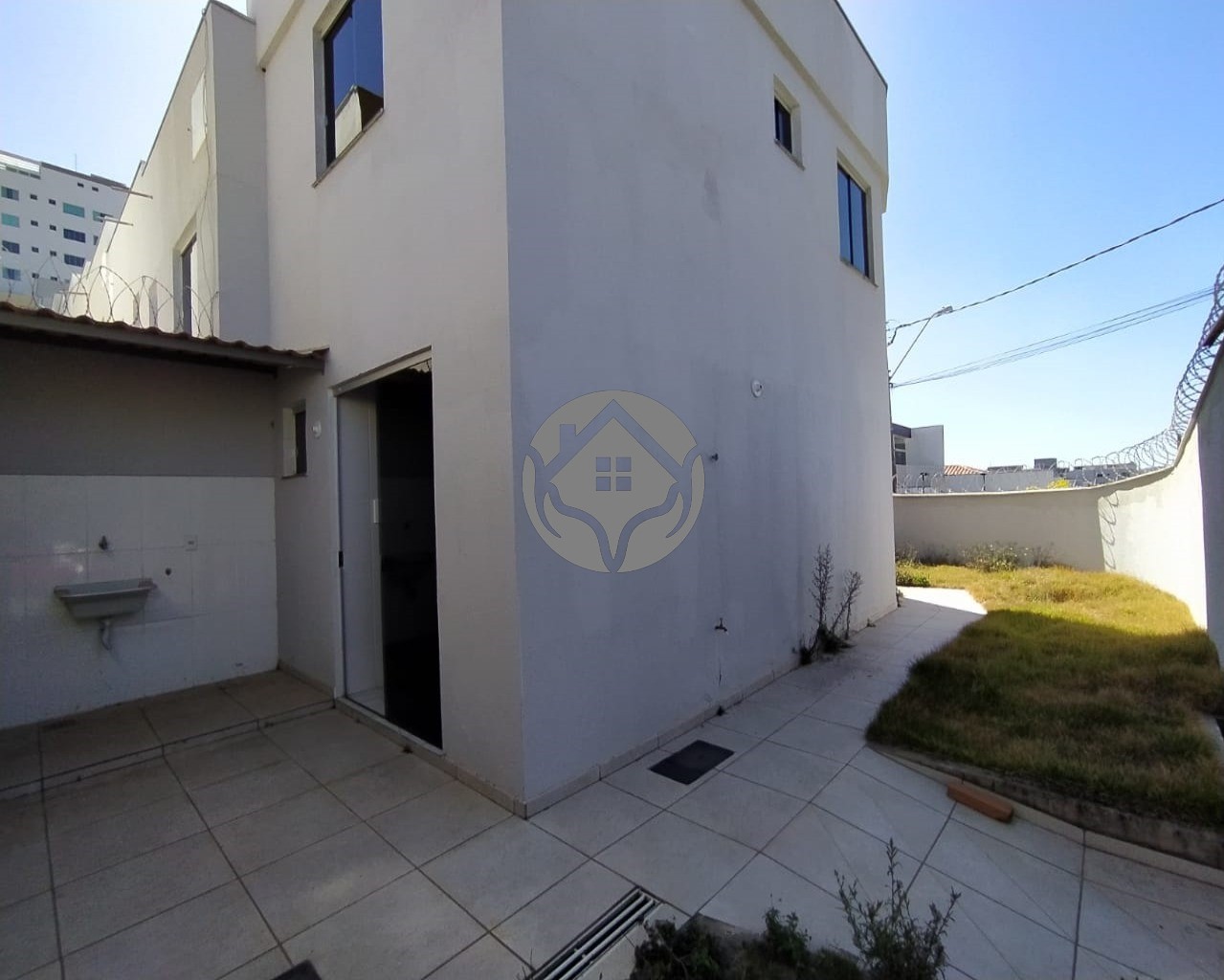 Casa à venda com 2 quartos, 58m² - Foto 29