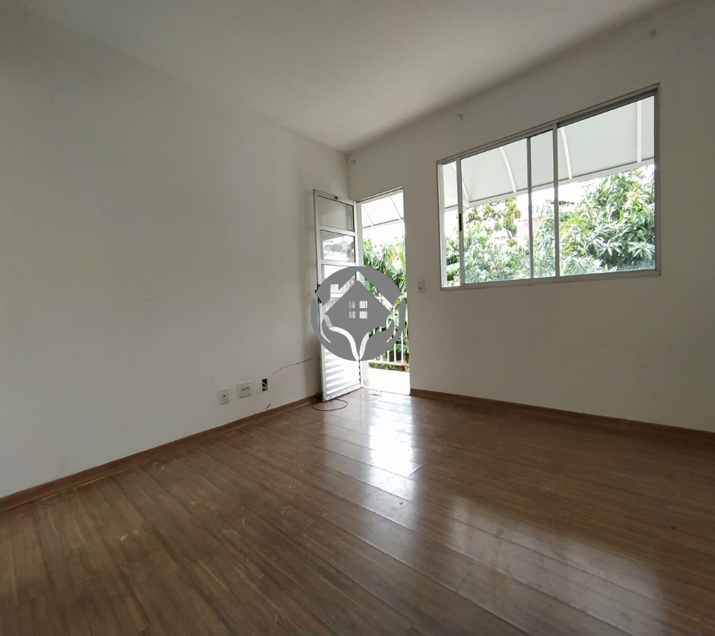 Apartamento à venda com 2 quartos, 45m² - Foto 4