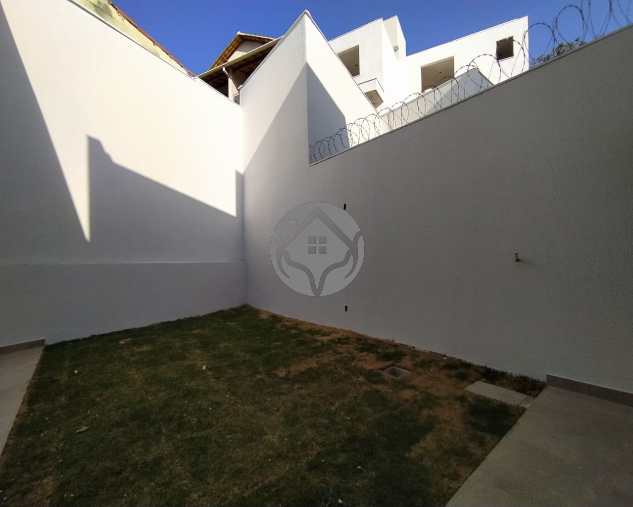 Casa à venda com 3 quartos, 128m² - Foto 10