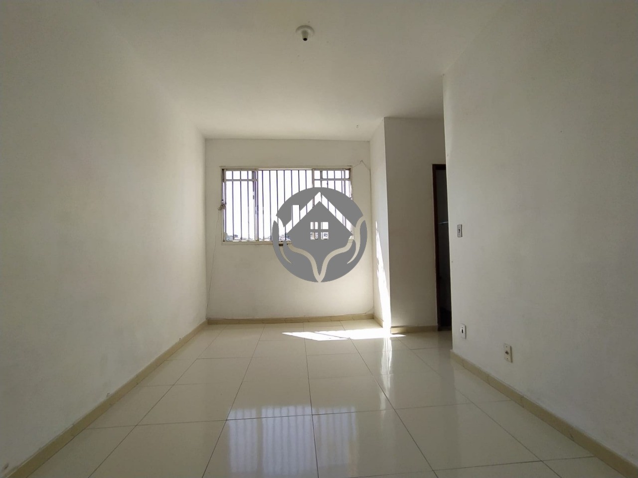 Apartamento à venda com 2 quartos, 43m² - Foto 2