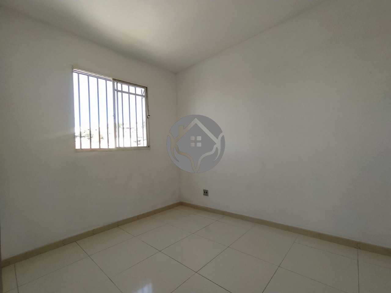 Apartamento à venda com 2 quartos, 43m² - Foto 8