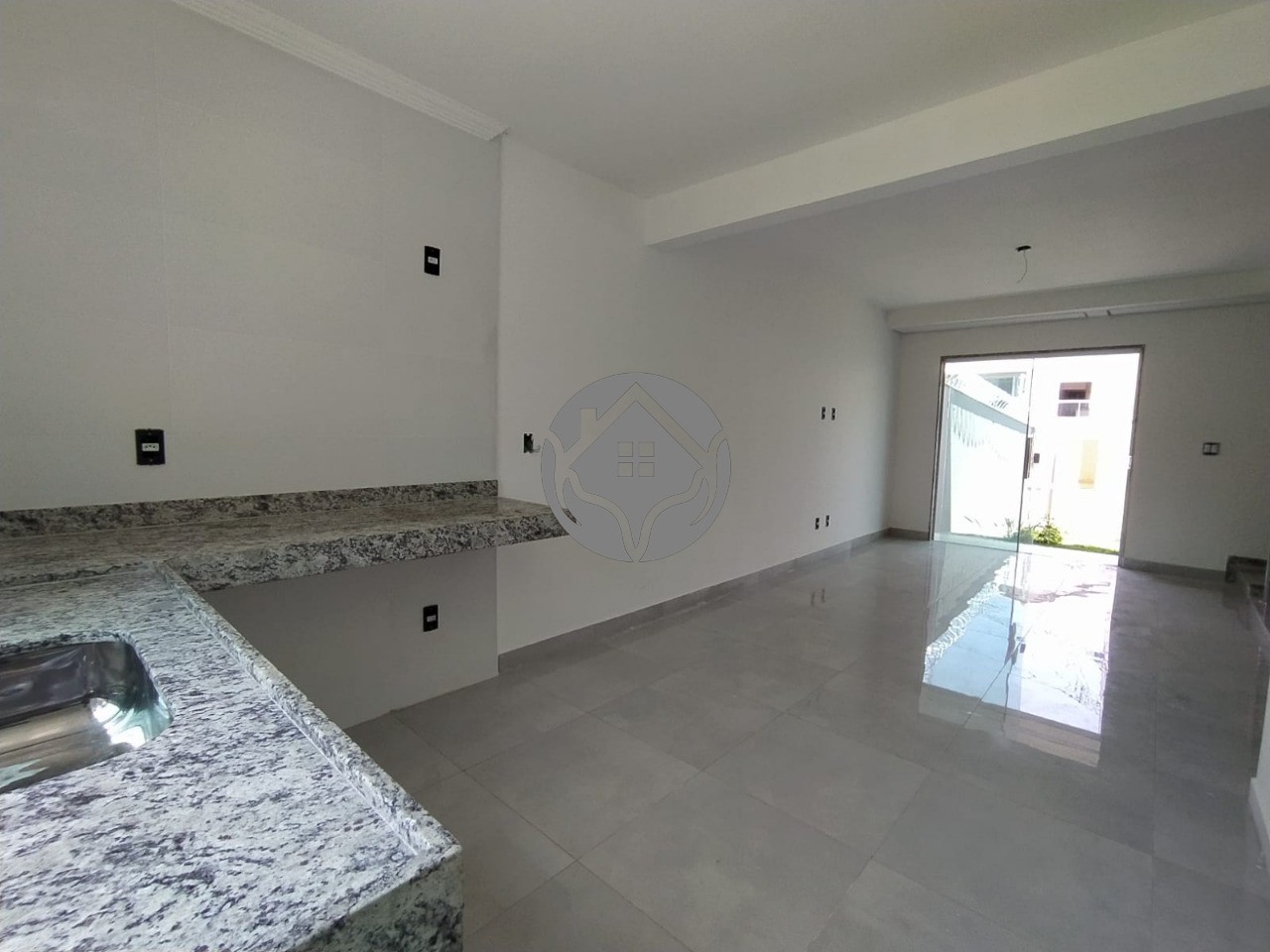 Casa à venda com 3 quartos, 166m² - Foto 6