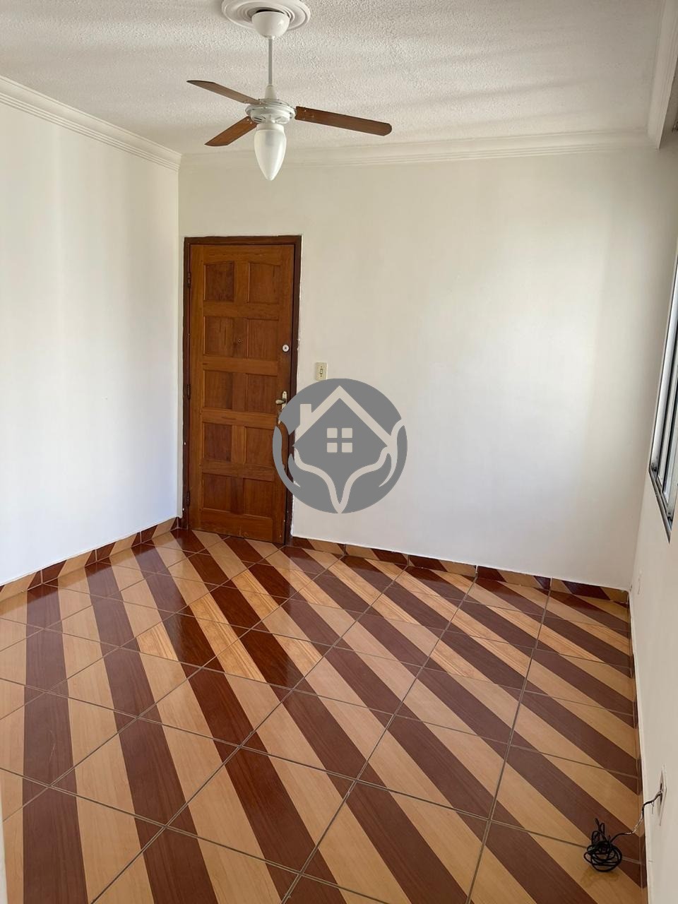 Apartamento à venda com 2 quartos, 47m² - Foto 2