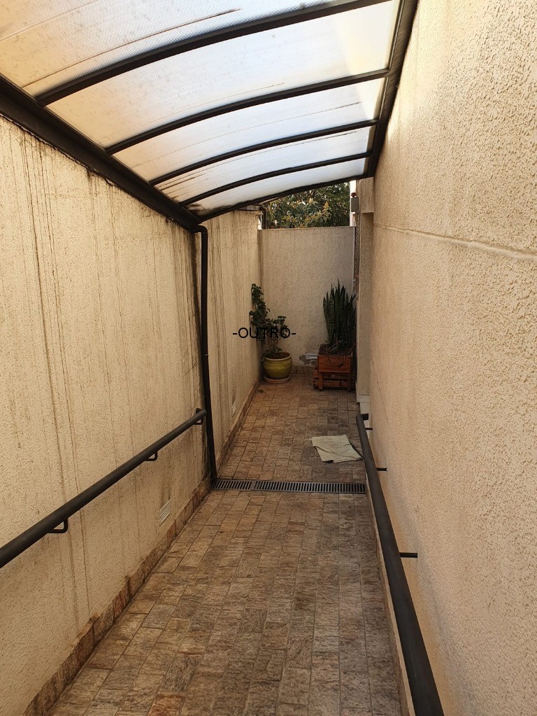 Apartamento para alugar com 3 quartos, 137m² - Foto 5