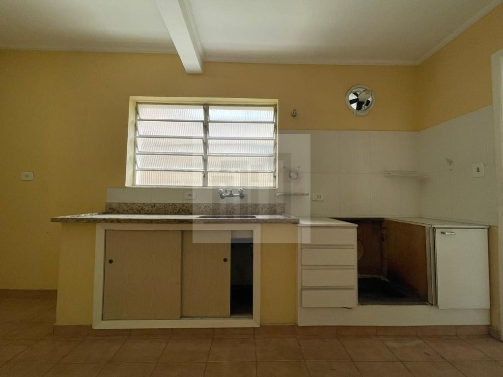 Casa à venda com 3 quartos, 140m² - Foto 14