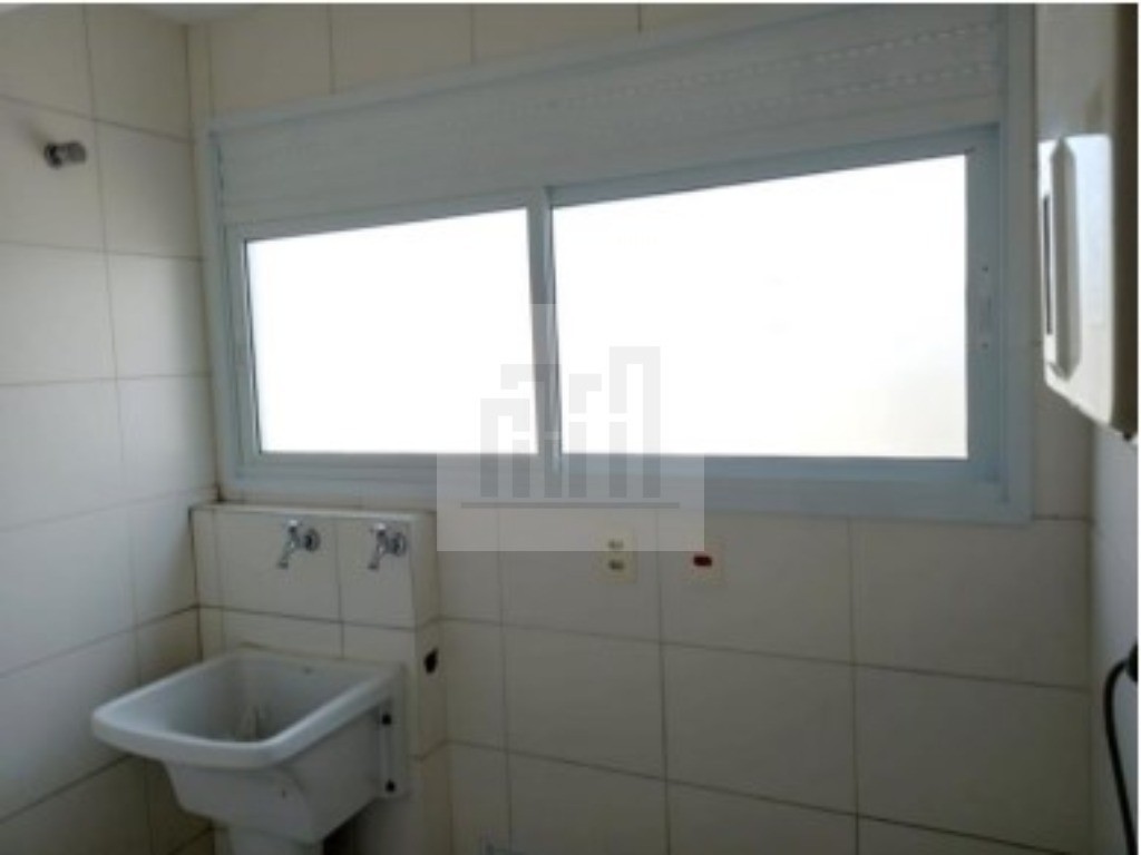 Apartamento à venda com 3 quartos, 124m² - Foto 2