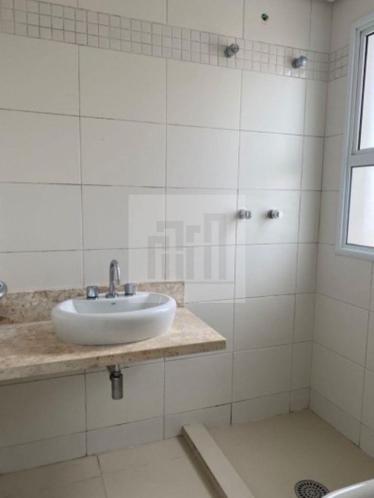 Apartamento à venda com 3 quartos, 124m² - Foto 13