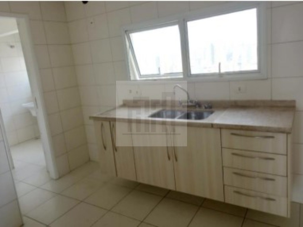 Apartamento à venda com 3 quartos, 124m² - Foto 4