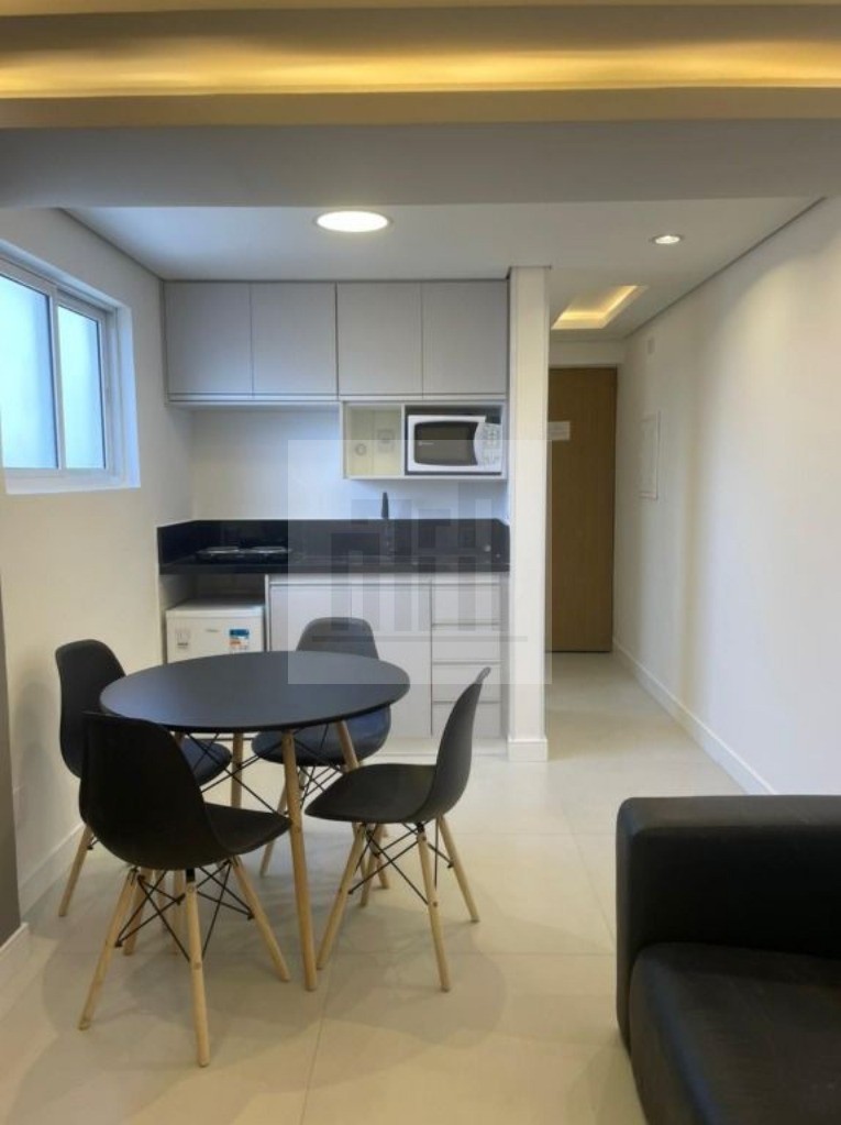 Apartamento à venda e aluguel com 1 quarto, 28m² - Foto 1