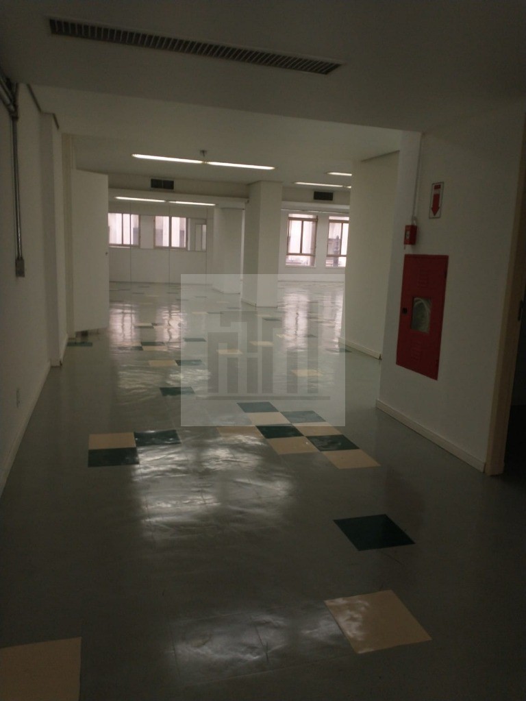 Imóvel Comercial Padrão para alugar, 300m² - Foto 19