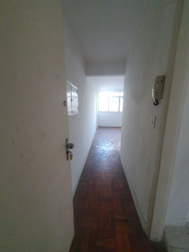 Apartamento para alugar com 2 quartos, 62m² - Foto 10