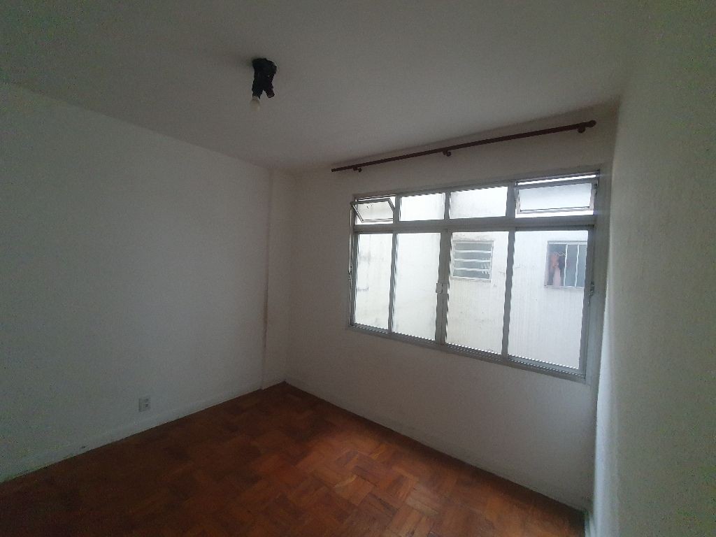 Apartamento para alugar com 2 quartos, 62m² - Foto 11