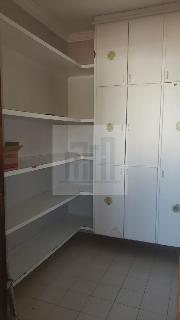 Apartamento à venda e aluguel com 4 quartos, 190m² - Foto 18