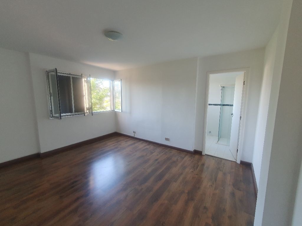 Apartamento para alugar com 3 quartos, 149m² - Foto 9