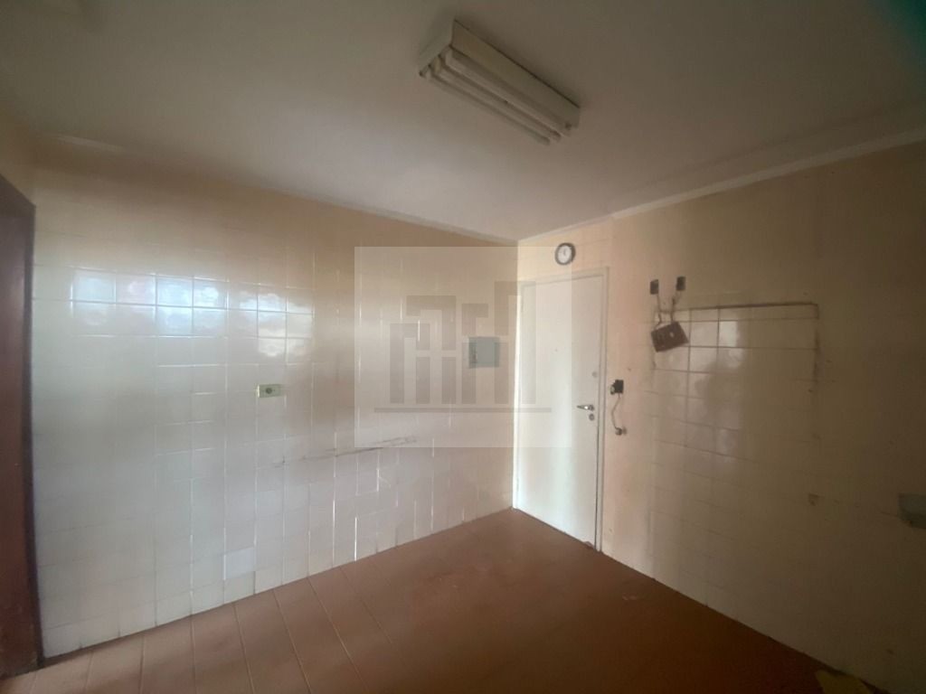 Apartamento à venda com 3 quartos, 95m² - Foto 8