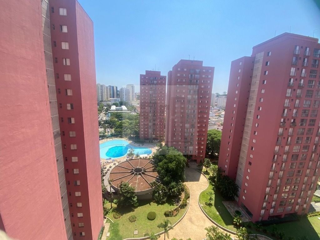 Apartamento à venda com 3 quartos, 95m² - Foto 2