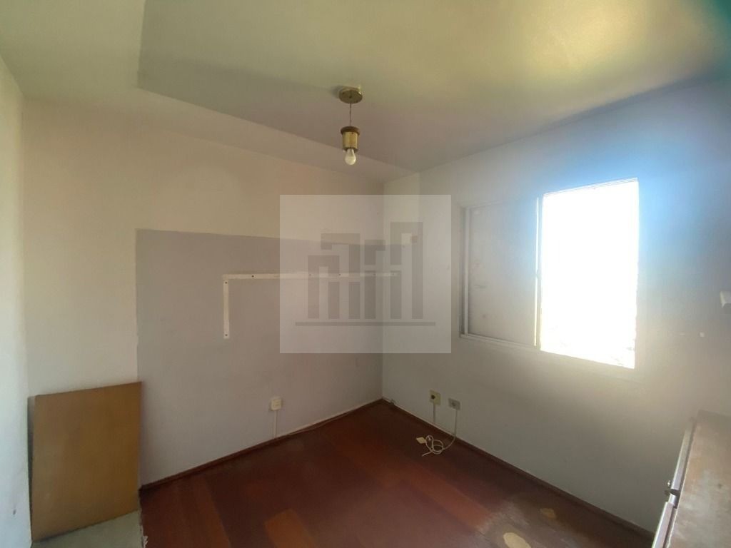 Apartamento à venda com 3 quartos, 95m² - Foto 12