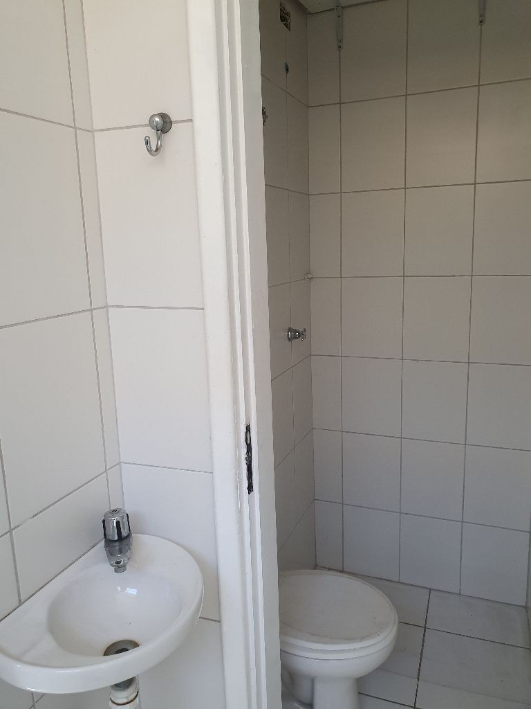 Apartamento para alugar com 3 quartos, 137m² - Foto 18