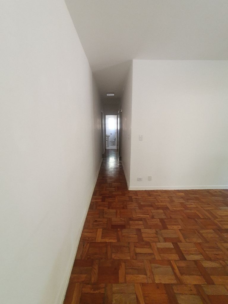 Apartamento para alugar com 3 quartos, 137m² - Foto 12