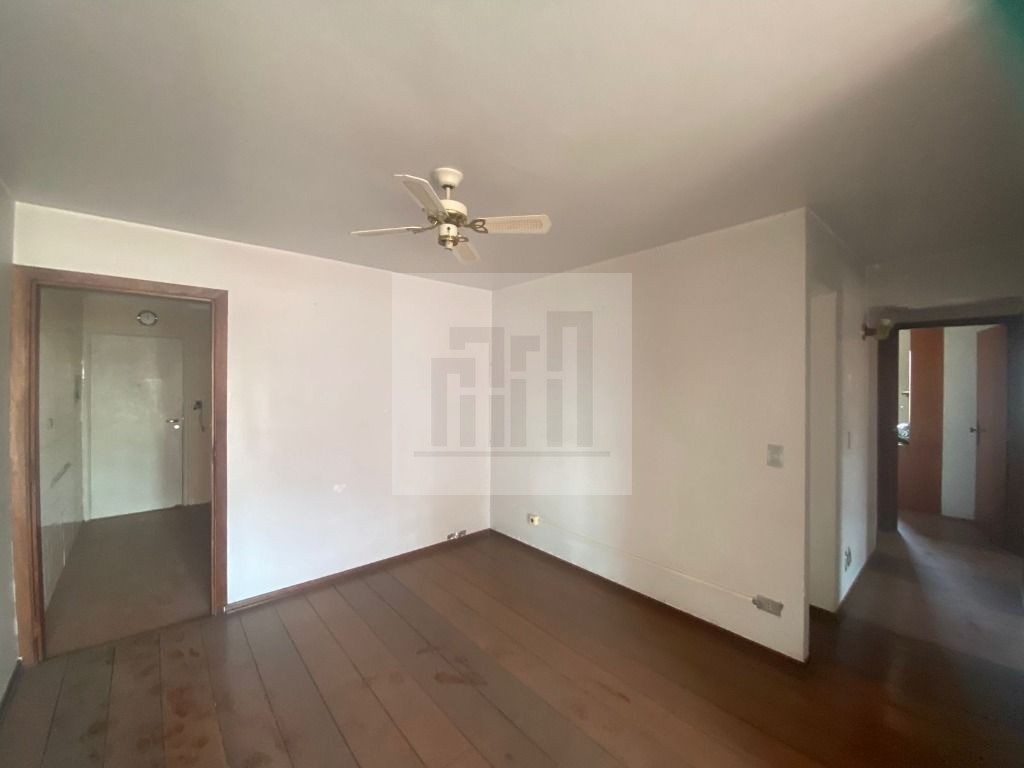 Apartamento à venda com 3 quartos, 95m² - Foto 9