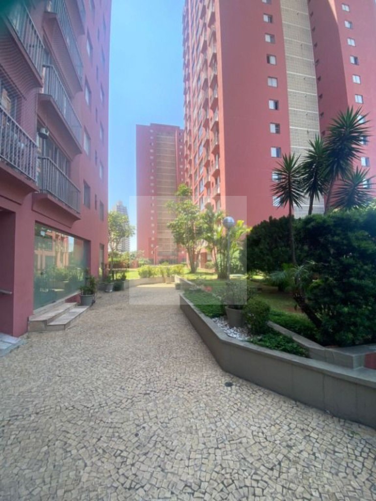 Apartamento à venda com 3 quartos, 95m² - Foto 18