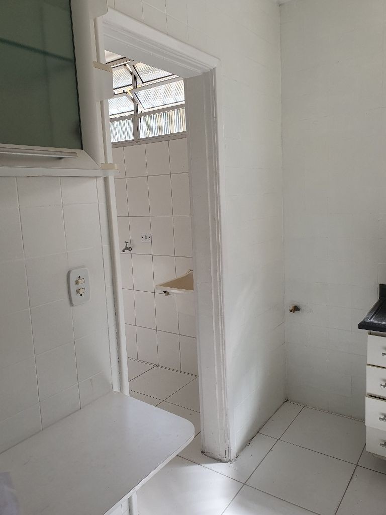 Apartamento para alugar com 3 quartos, 137m² - Foto 31