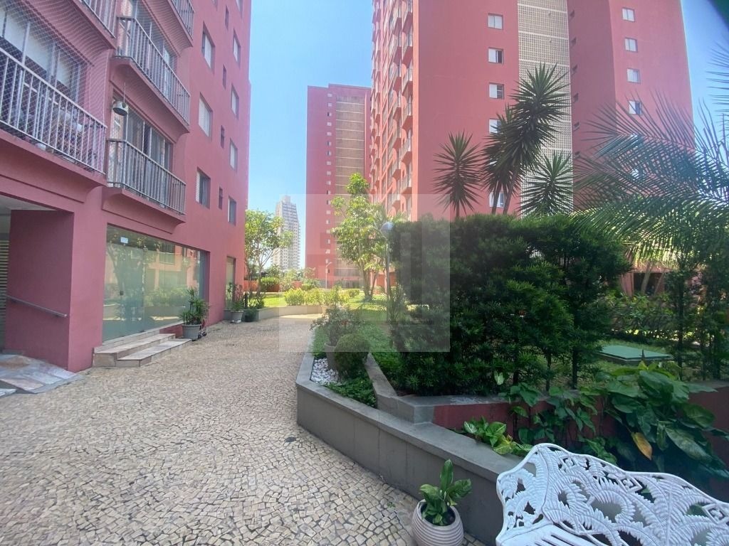 Apartamento à venda com 3 quartos, 95m² - Foto 13